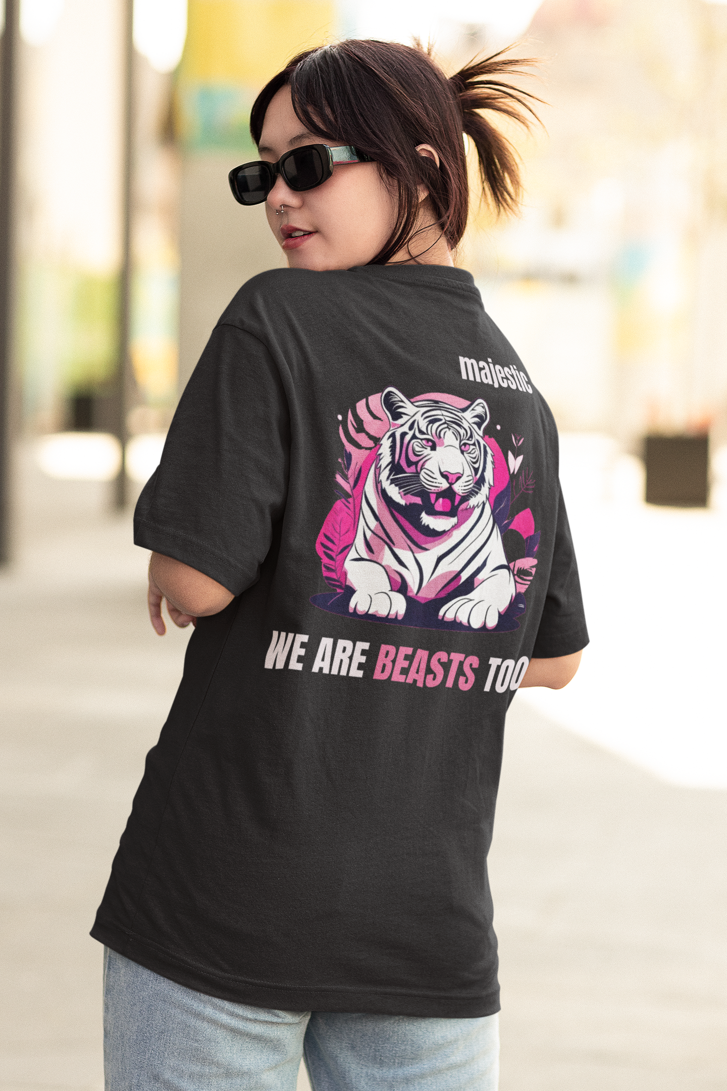 MAJESTIC TIGRESS OVERSIZED